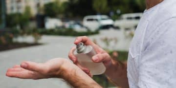 Decoding Fragrance: Parfum vs. Eau de Toilette Longevity Decoding Fragrance: Parfum vs. Eau de Toilette Longevity in US Climate - Cover Image